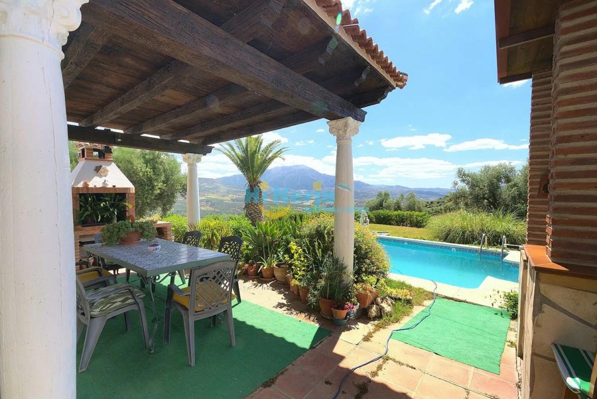 Chalet en Periana, Periana
photo 1