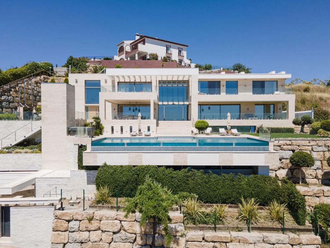 Venta de chalet independiente en Urbanización Nueva Atalaya, Benahavís
photo 2