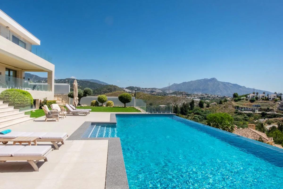 Venta de chalet independiente en Urbanización Nueva Atalaya, Benahavís
photo 5