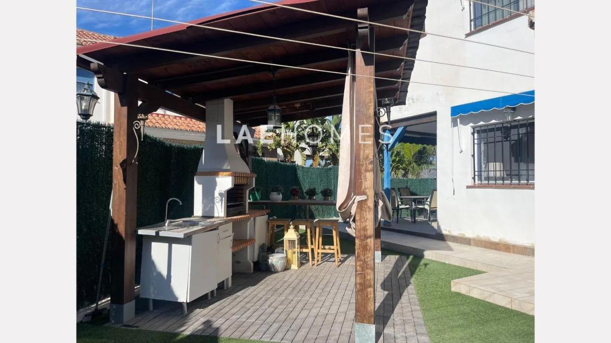 Venta de chalet independiente en Pinos de Alhaurín, Alhaurín de la Torre
photo 3