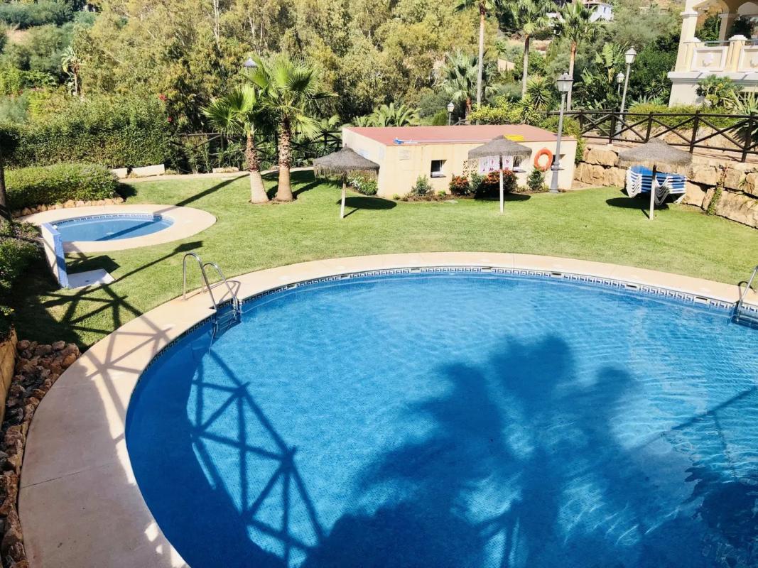Sprzedaż mieszkania w Barrio Elviria, Marbella
 photo 2
