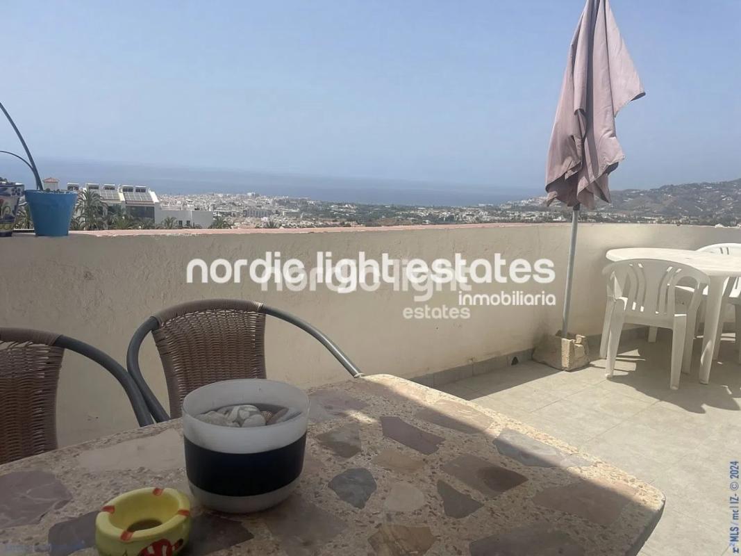 Venta de piso en Avda Pescia - Ctra de Frigiliana, Nerja
photo 2