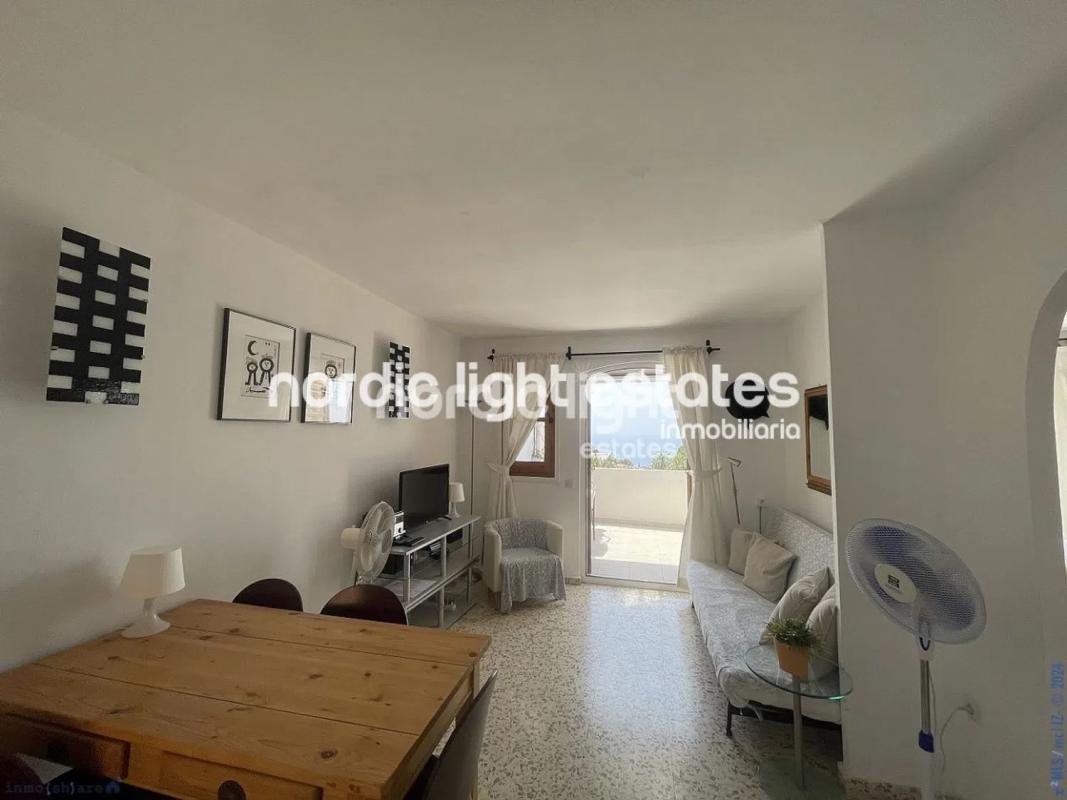 Venta de piso en Avda Pescia - Ctra de Frigiliana, Nerja
photo 3