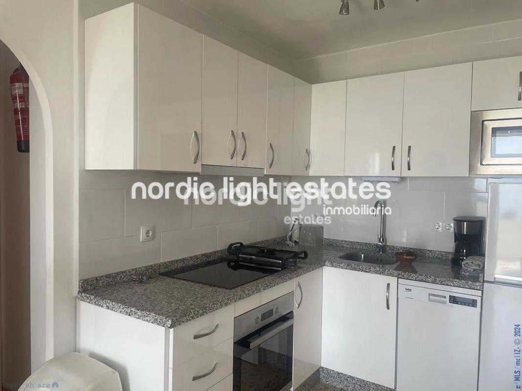 Venta de piso en Avda Pescia - Ctra de Frigiliana, Nerja
photo 4