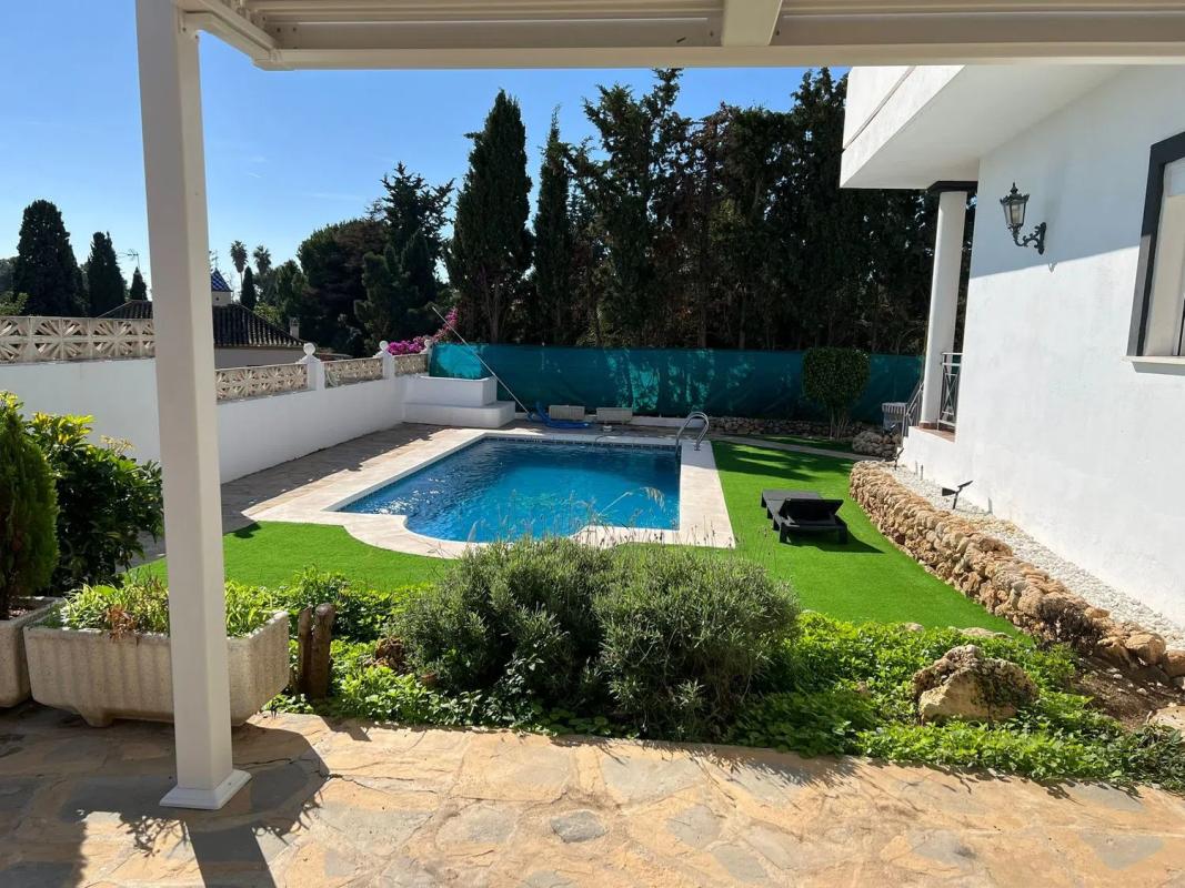 Venta de chalet independiente en Calle austria s/n, Marbella
photo 3