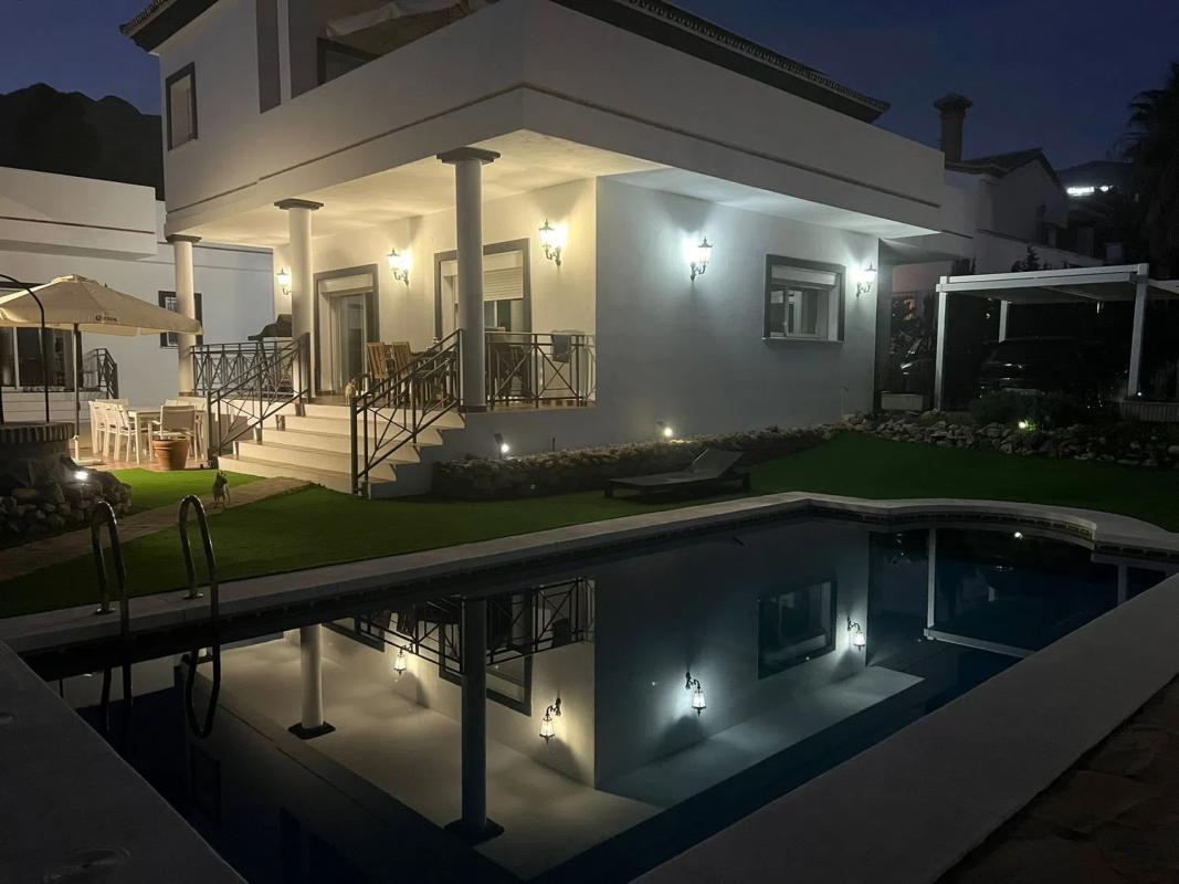 Venta de chalet independiente en Calle austria s/n, Marbella
photo 4