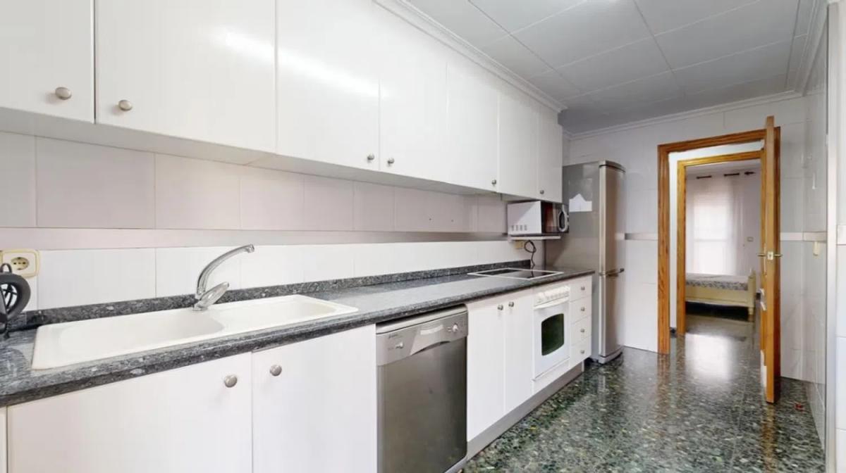 Venta de piso en Calle José Sánchez Rando, Torremolinos
photo 3