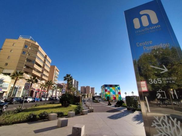 Piso en venta en  Avenida de Cánovas del Castillo, Málaga photo 3
