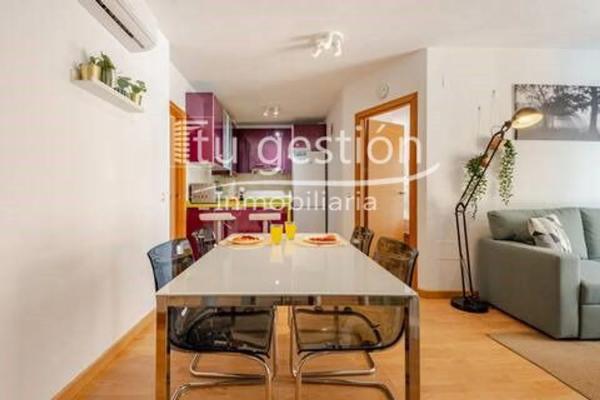 Продажа квартиры в Calle Fernando el Católico, Малага thumbnail 2