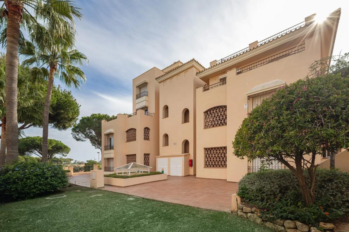 Venta de piso en Urbanización Calle Ciudad de los Periodistas, 527, Marbella
photo 4