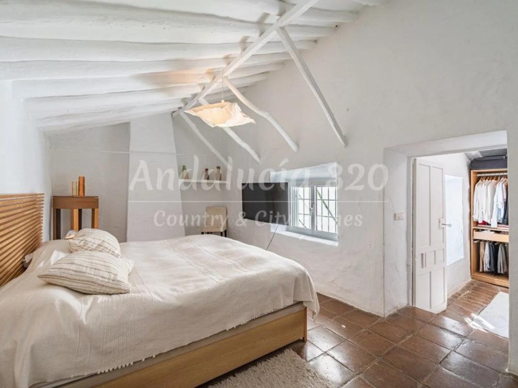 Продажа отдельного шале в , Коин photo 4