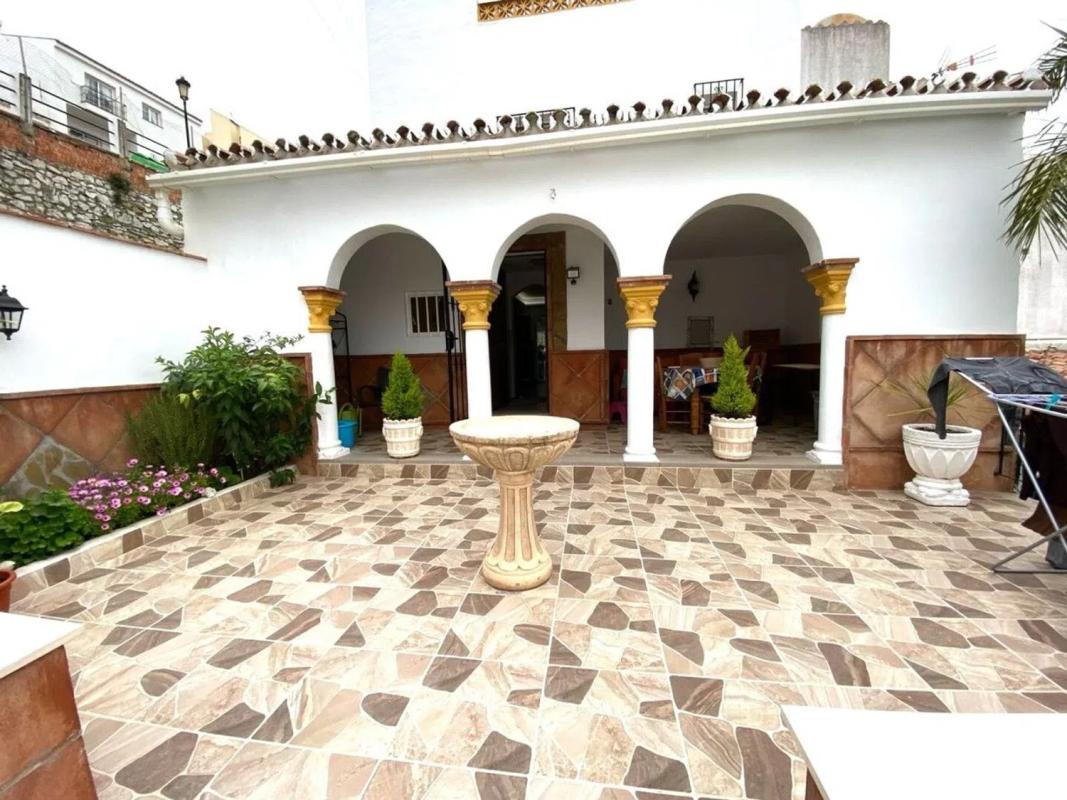 Sale of independent chalet in San Luis de Sabinillas, Manilva
photo 2