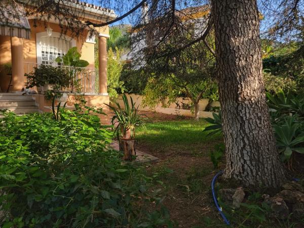 Chalet independiente en venta en  Manantiales - Lagar - Cortijo, Alhaurín de la Torre photo 2