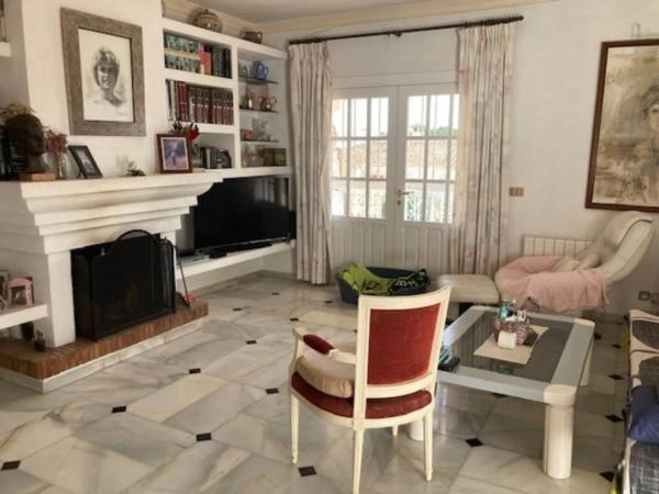 Detached villa for sale in Calle Pincarrasco, Torremolinos photo 1