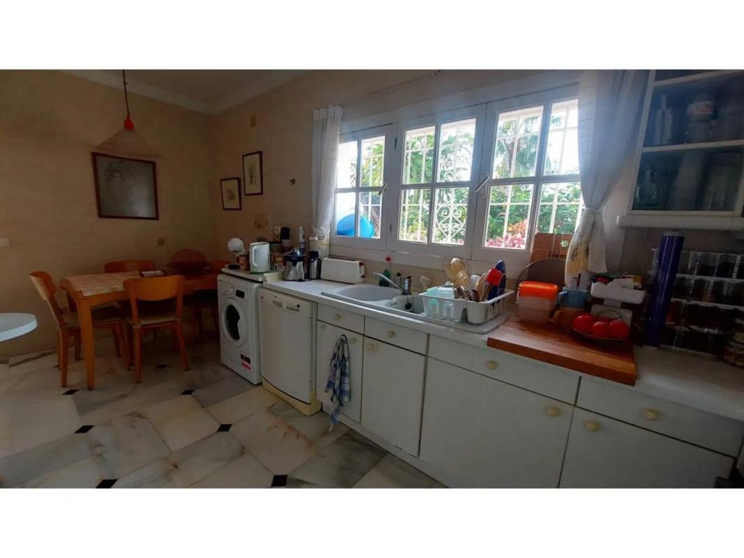 Продажа отдельного шале в  Calle Pincarrasco, Торремолинос photo 5