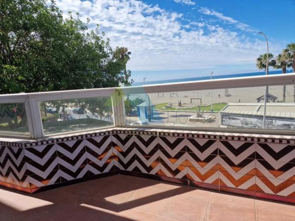 Piso en venta en  Barrio Pedregalejo - Morlaco, Málaga photo 2