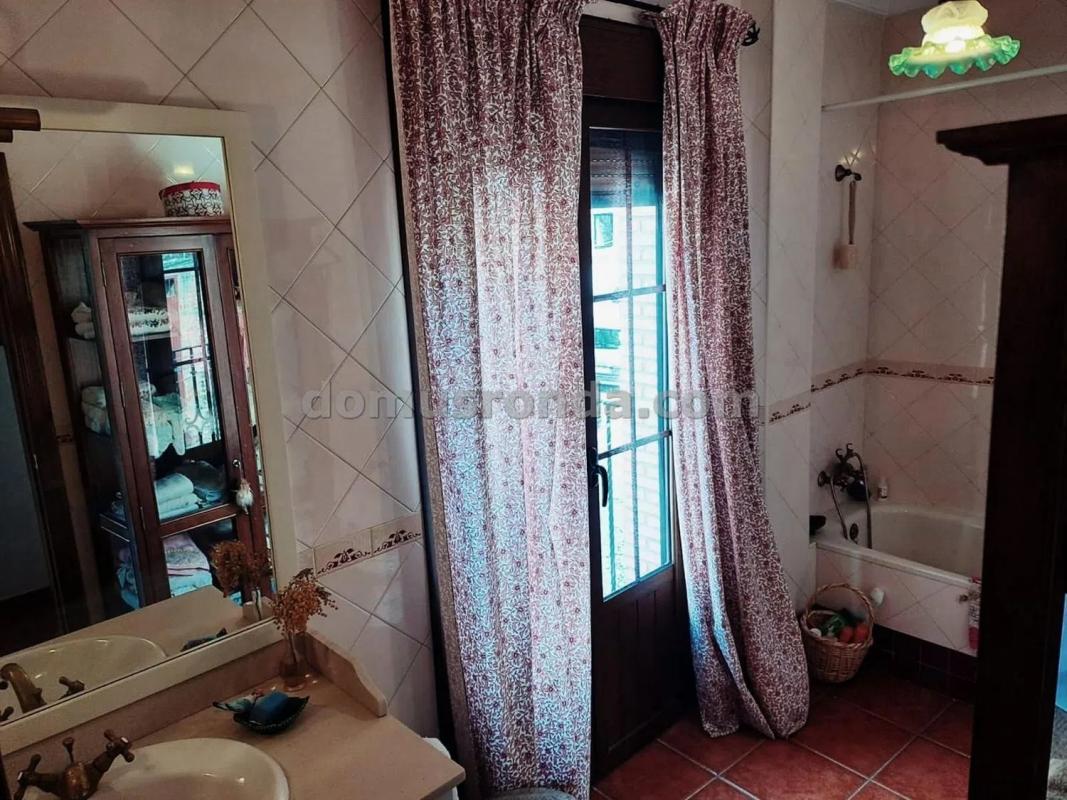 Venta de chalet independiente en Centro, Ronda
photo 1