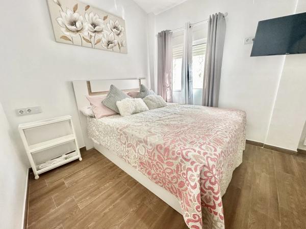 Chalet independiente en venta en  Calle Tarquina, 37, Málaga photo 2
