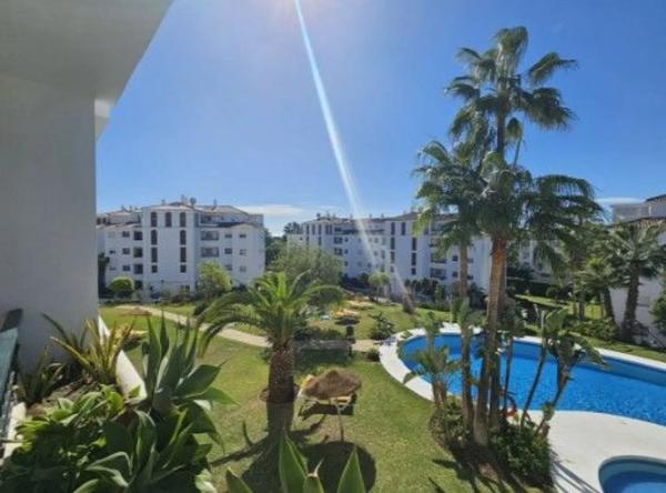 Piso en venta en Arrabal Finca de Calahonda, 93, Mijas photo 1