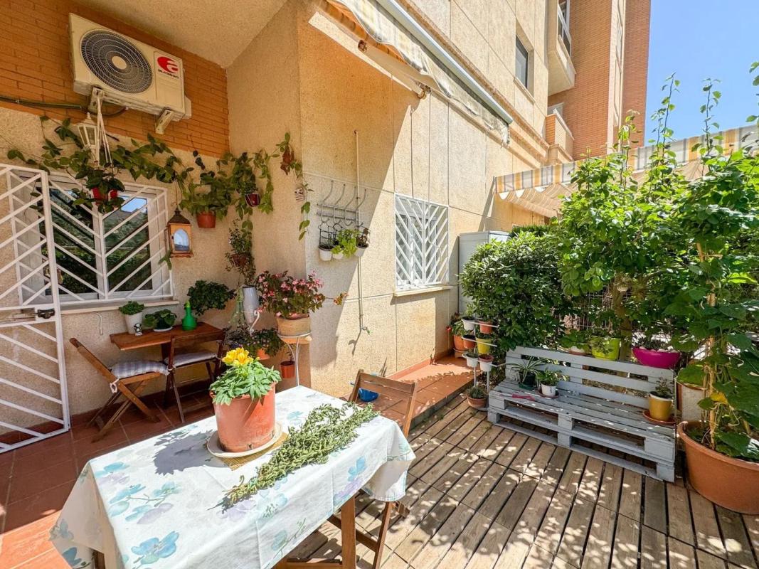 Venta de piso en Calle Dolores Ibárruri Pasionaria, Torremolinos
 photo 2
