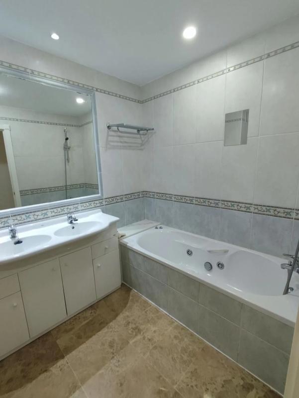 Sale of apartment in Calle Calypso, Mijas
 photo 3