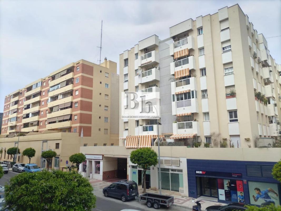 Sprzedaż mieszkania w Calle Maestro Solano, Torremolinos
photo 1