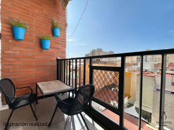 Mieszkanie na sprzedaż w  Barrio El Molinillo - Capuchinos, Málaga photo 2