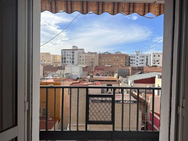 Продажа квартиры в  Barrio El Molinillo - Capuchinos, Малага photo 3