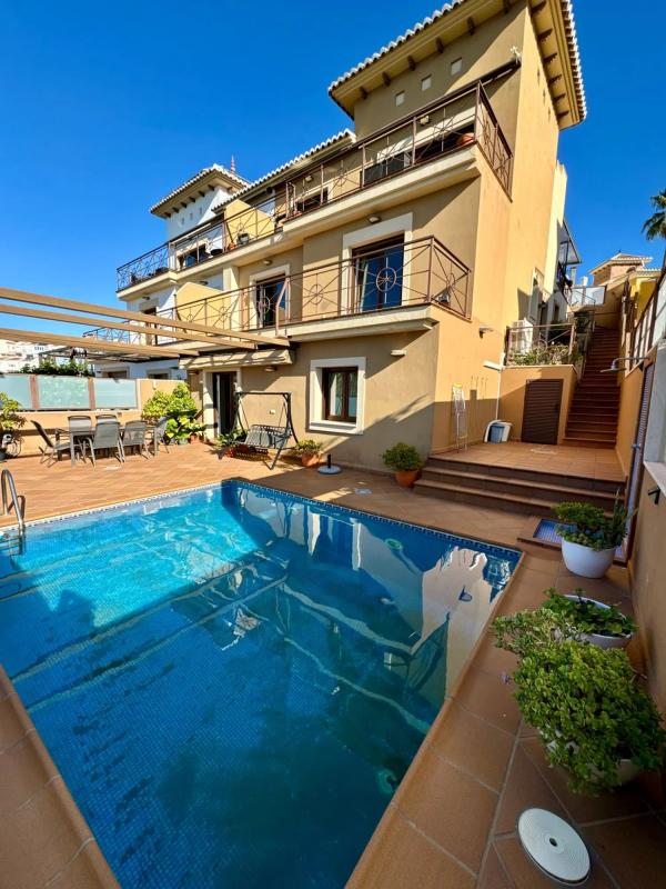 Venta de chalet independiente en Calle Moriles, 1016, Torre del Mar
photo 1