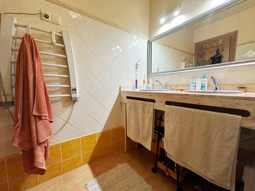 Sale of independent chalet in Calle de la Cornisa, 17, Torremolinos
photo 4