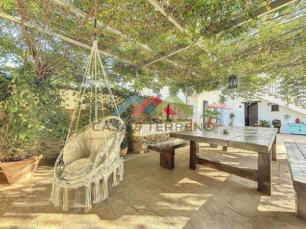 Detached villa for sale in Camino Algarrobo - Las Arenas, Vélez-Malaga photo 1