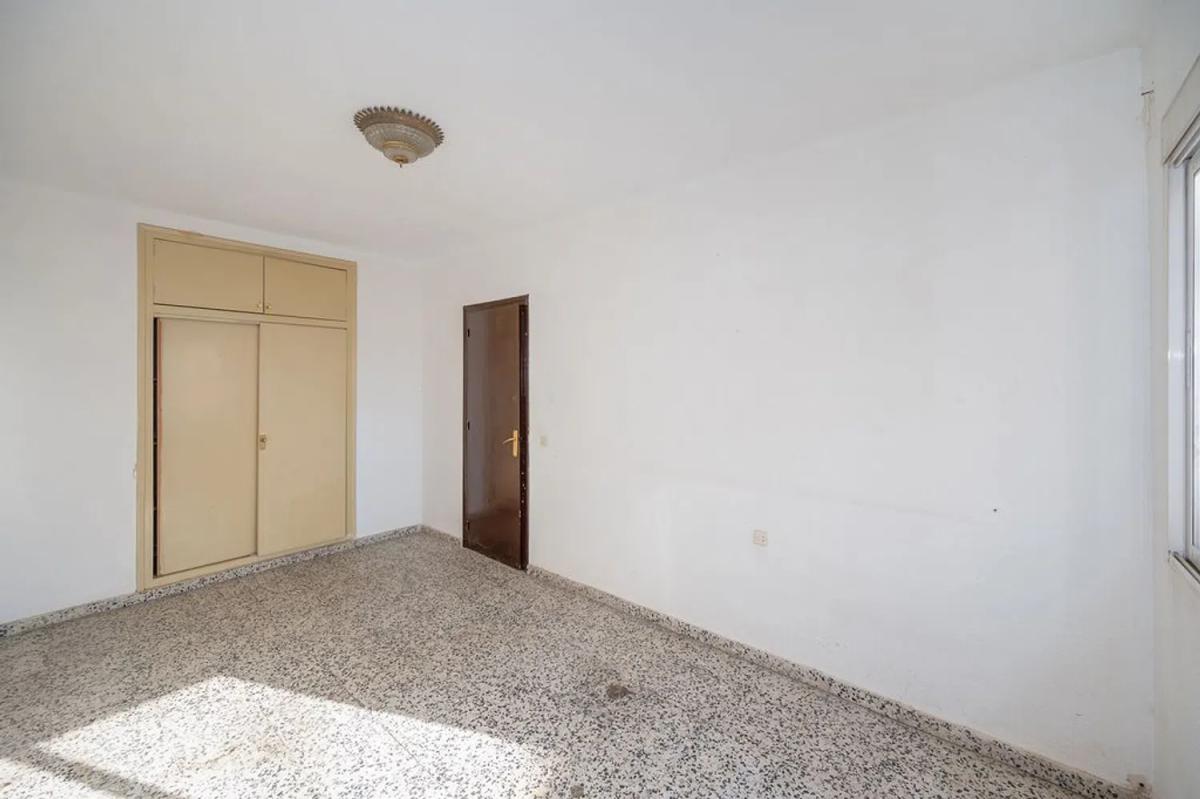 Venta de piso en Calle Pablo Picasso, 28, Vélez-Malaga
photo 2