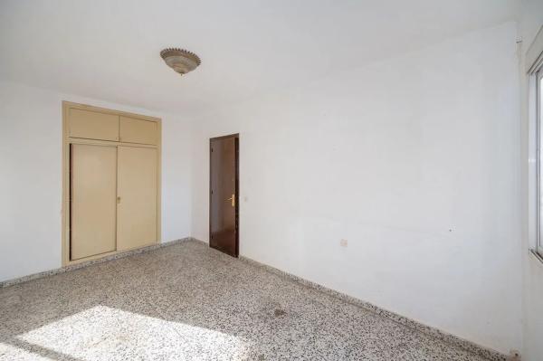 Apartment for sale in Calle Pablo Picasso, 28, Vélez-Malaga thumbnail 1