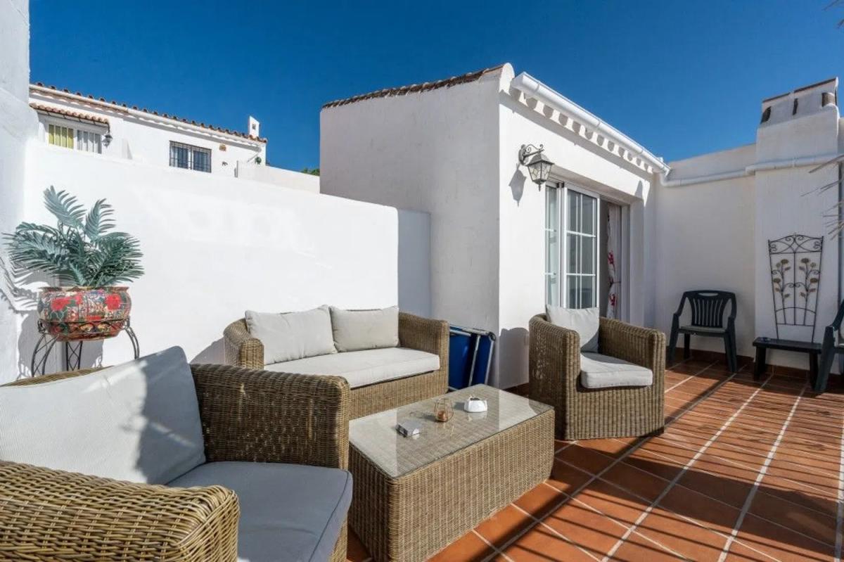Sprzedaż niezależnego domku jednorodzinnego w  Almijara, Nerja photo 4