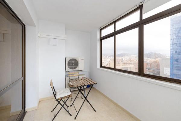 Mieszkanie na sprzedaż w  Calle Compositor Lehmberg Ruiz, Málaga photo 4