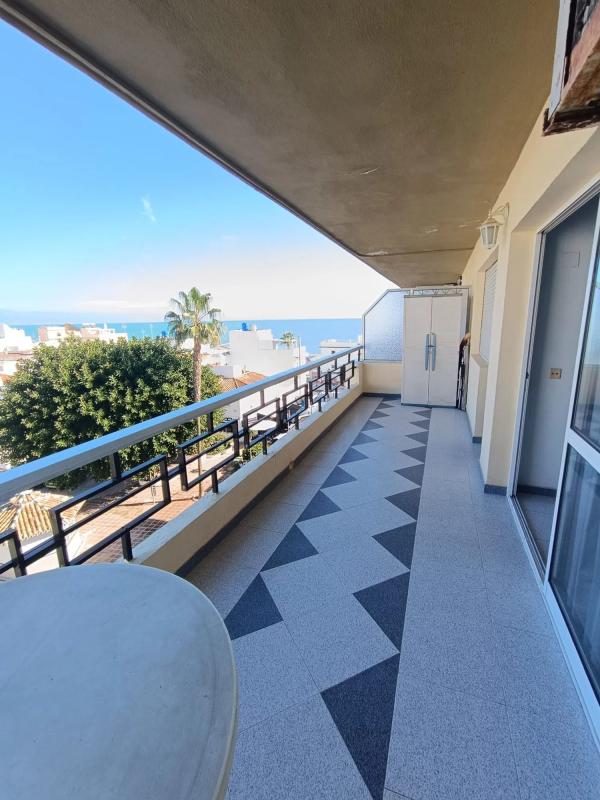 Продажа квартиры на Calle Decano Higueras del Castillo, 2, Торремолинос
photo 1