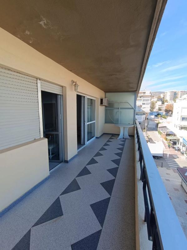 Продажа квартиры на Calle Decano Higueras del Castillo, 2, Торремолинос
photo 4