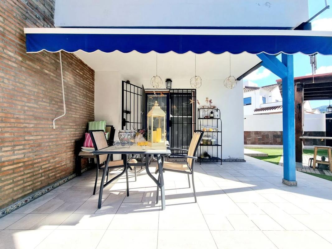 Venta de chalet independiente en Pinos de Alhaurín, Alhaurín de la Torre
photo 2
