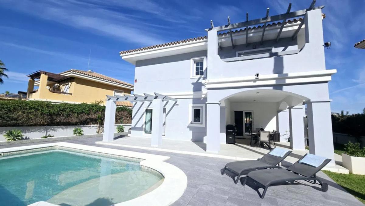 Venta de chalet independiente en Barrio Riviera del Sol, Mijas
 photo 2