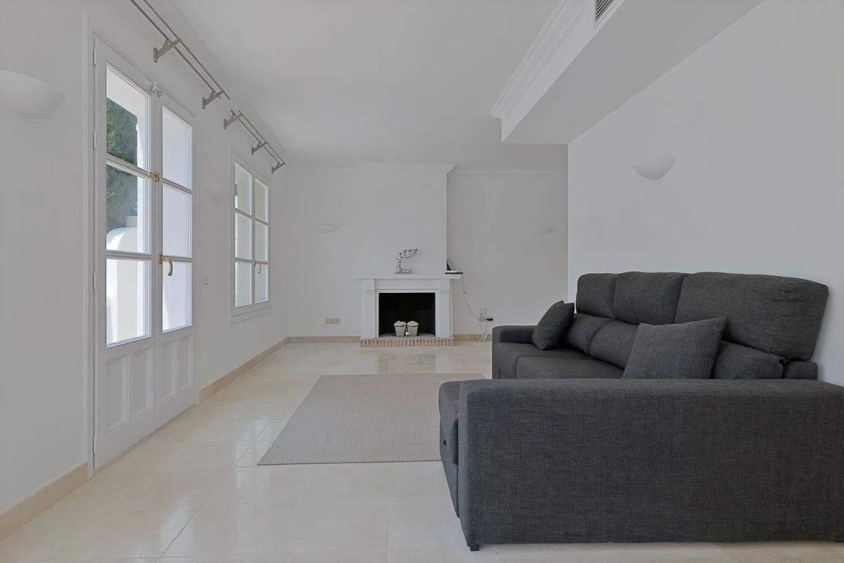 Продажа отдельного шале в La Perla de la Heredia s/n, Бенахавис photo 4