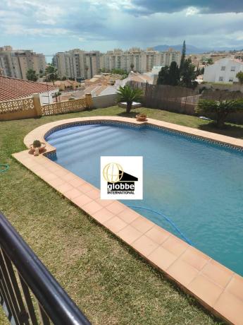 Chalet independiente en venta en  Cotomar - Urbanizaciones, Rincón de la Victoria photo 1