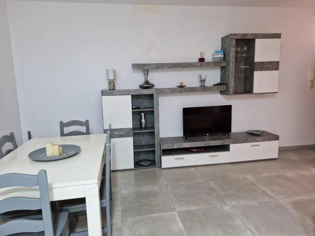 Venta de piso en La Carihuela - Los Nidos, Torremolinos
photo 2