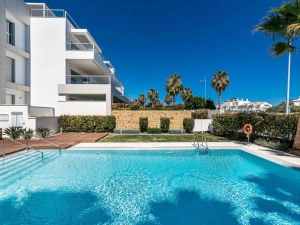 Mieszkanie na sprzedaż w  Avenida del Mediterráneo, 47, Marbella photo 1