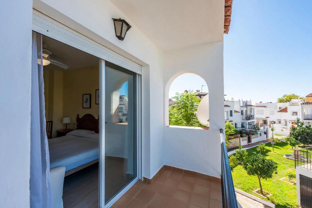 Sprzedaż niezależnego domku jednorodzinnego w  Plaza Ruiseñor, Nerja photo 3