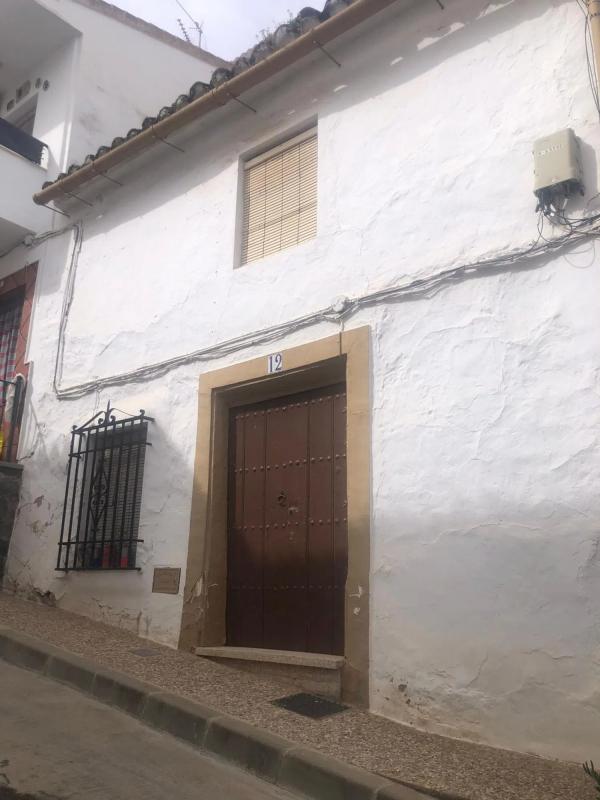 Casa independiente en calle San Anton, Cuevas Bajas
photo 1