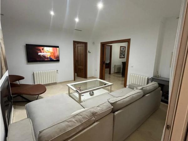 Коттедж на продажу в Casares, Касарес photo 1