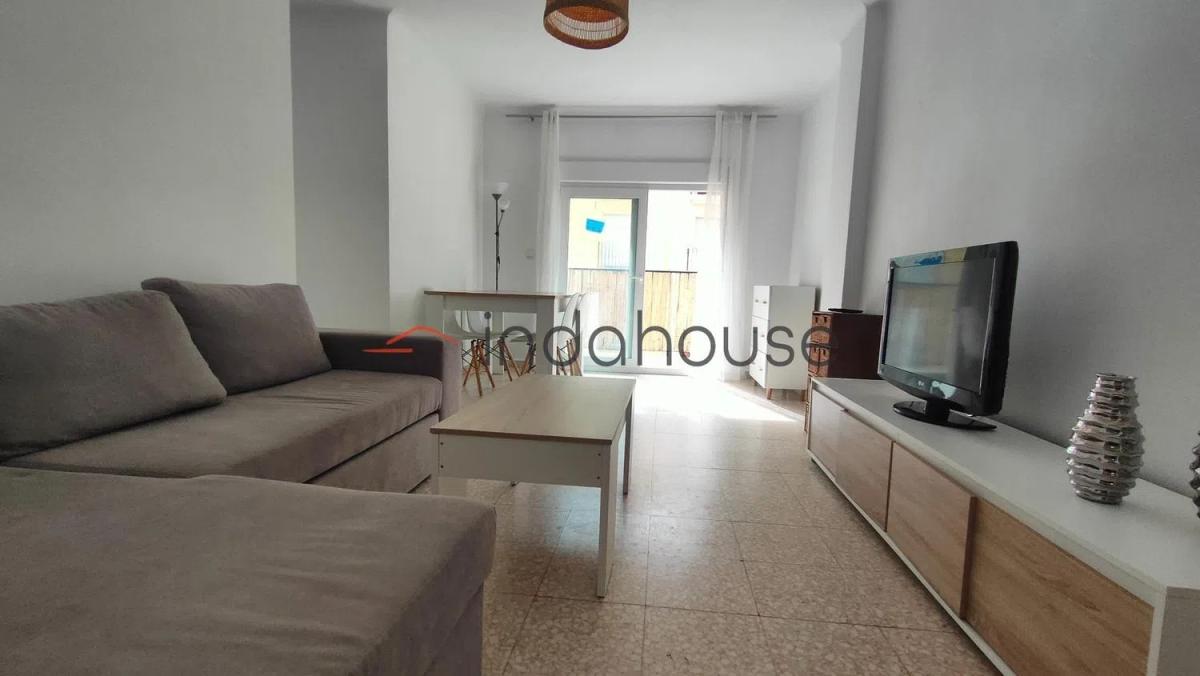 Продажа квартиры на Plaza Vicente Espinel, Манильва
photo 3