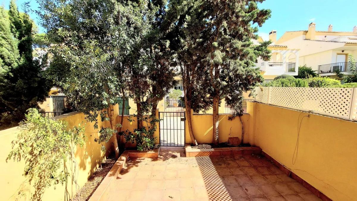 Sprzedaż niezależnego domku jednorodzinnego w Avenida Cervantes, Marbella photo 3