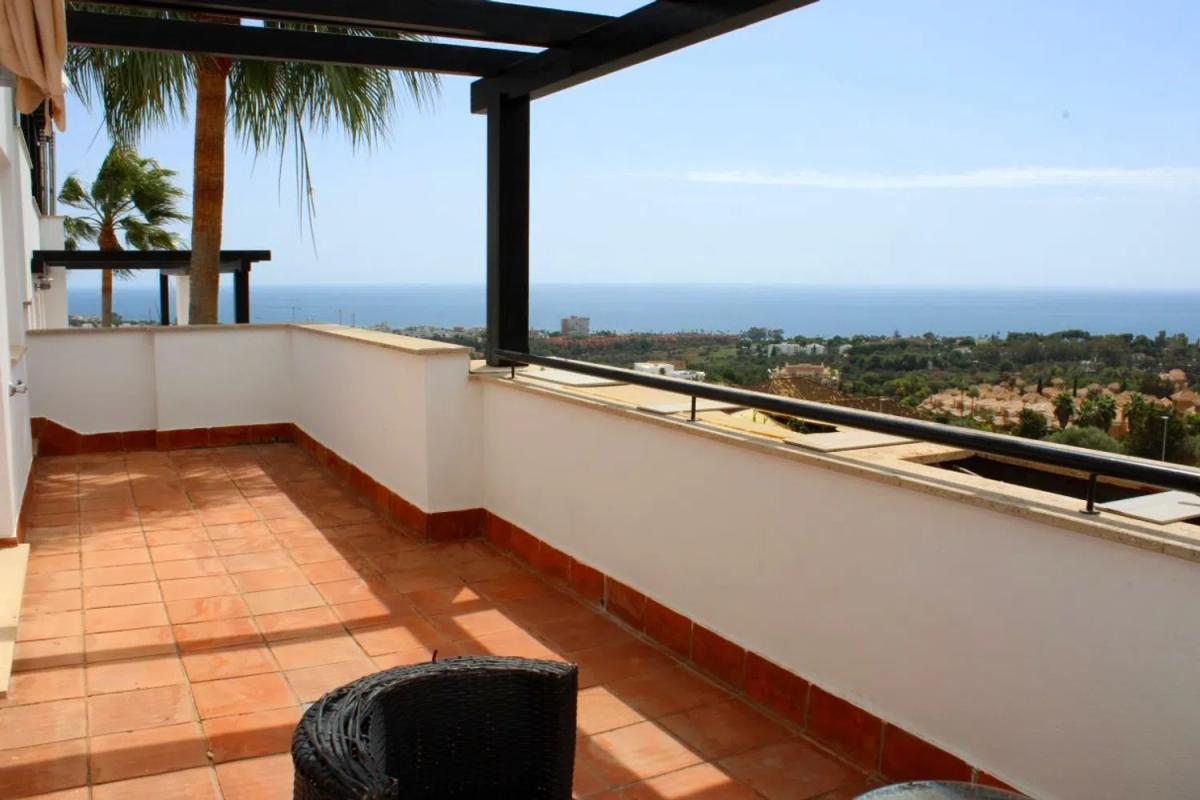 Venta de chalet independiente en Barrio Santa Clara, Marbella
 photo 2