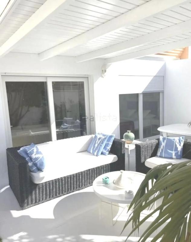 Sprzedaż mieszkania w Barrio Costabella, Marbella
photo 3
